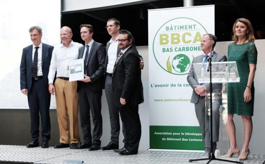 Deux projets Eiffage Construction reçoivent le trophée BBCA en présence de la ministre du Logement et de l’Habitat Durable.