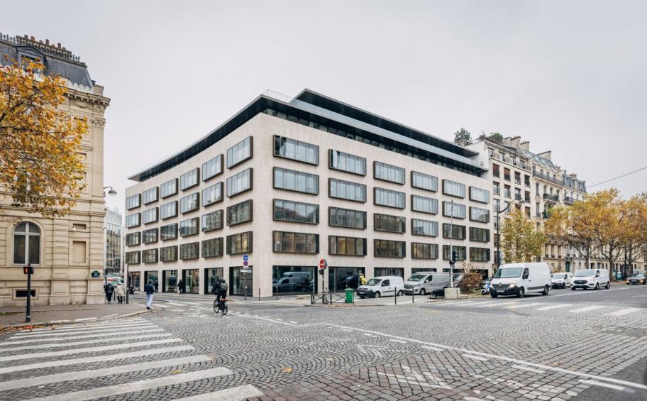 Eiffage Construction delivers 83 Marceau, an outstanding office refurbishment at the foot of the Arc de Triomphe