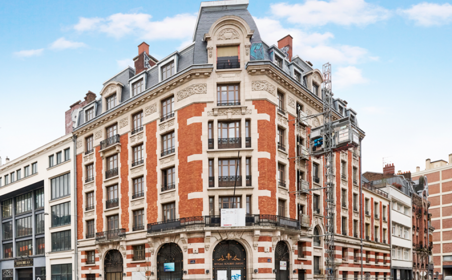 A 1930s bank converted into a four-star hotel by our Construction & Services teams
