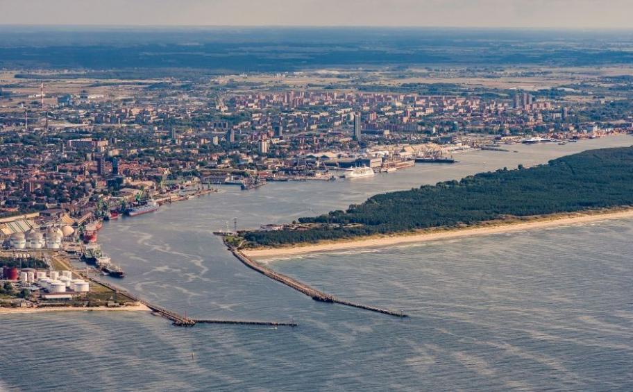 Herbosch-Kiere, subsidiary of Eiffage Benelux, will participate to the strengthening of harbour dikes of the 19th century in Lithuania
