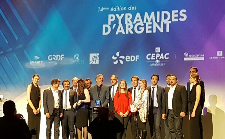 Eiffage Immobilier reçoit le prix de la mixité urbaine pour son programme Univ’R Longchamp lors de la 14ème édition des Pyramides d’Argent