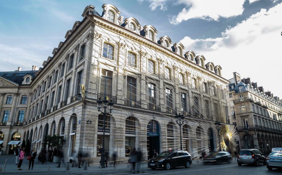 Pradeau Morin hand the keys over the new Louis Vuitton store at place Vendôme after 24 months of works