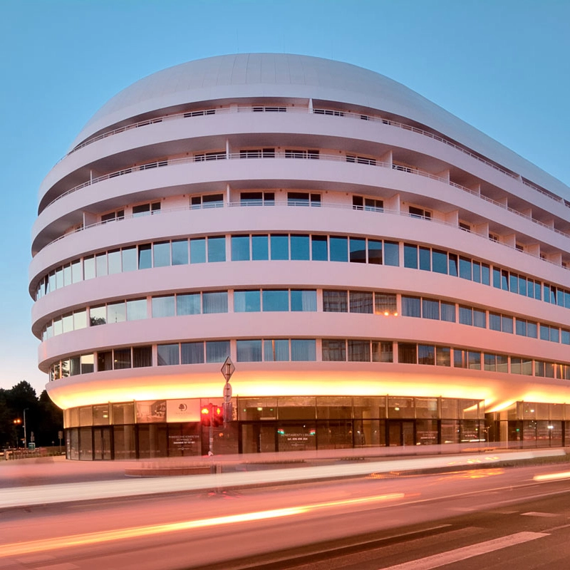 Eiffage Poland - Hotel Ovo